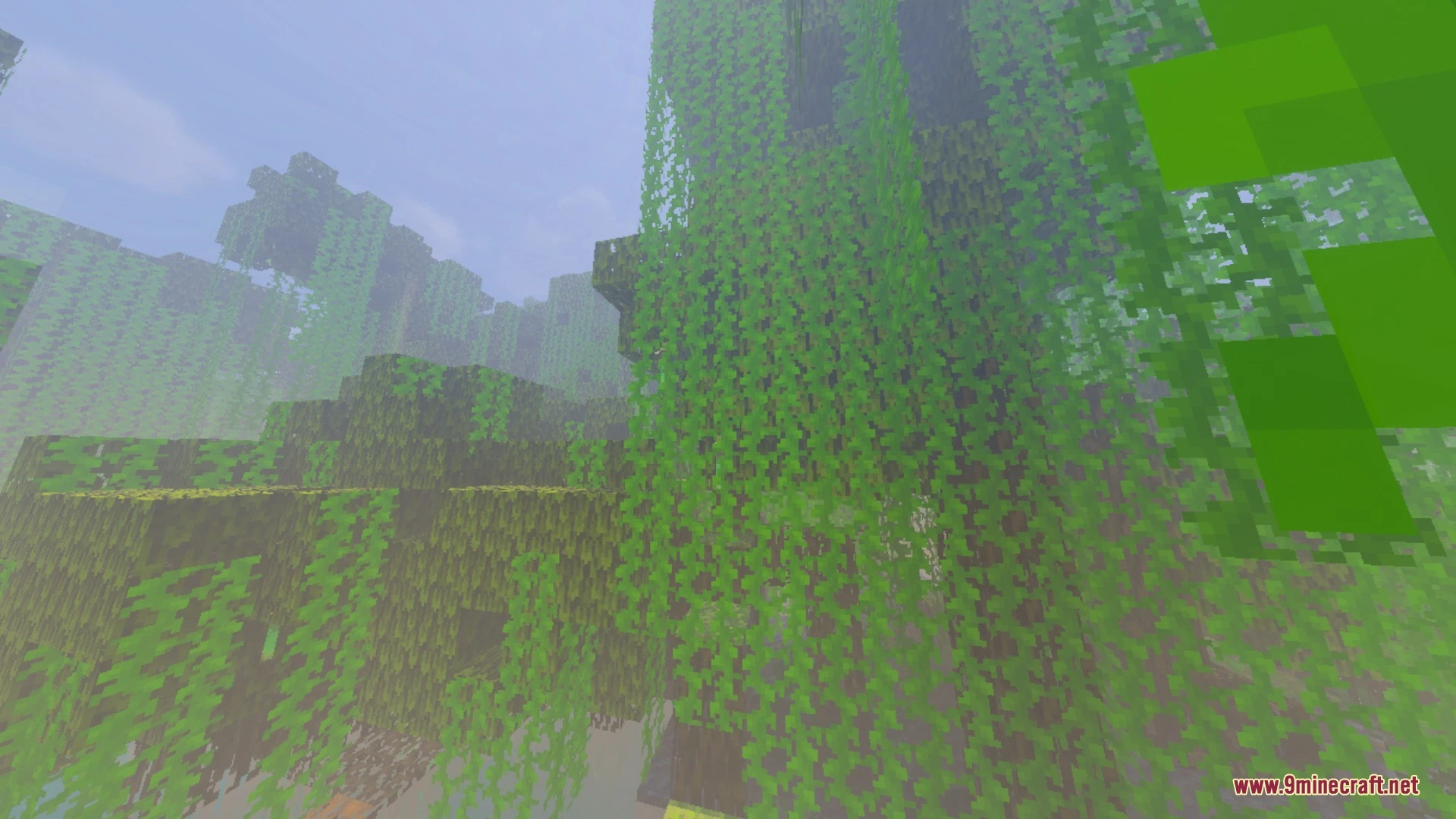 Evermist Shader (26.x, 1.21) – Realistic Clouds and Crystal Clear Water — screenshot 4