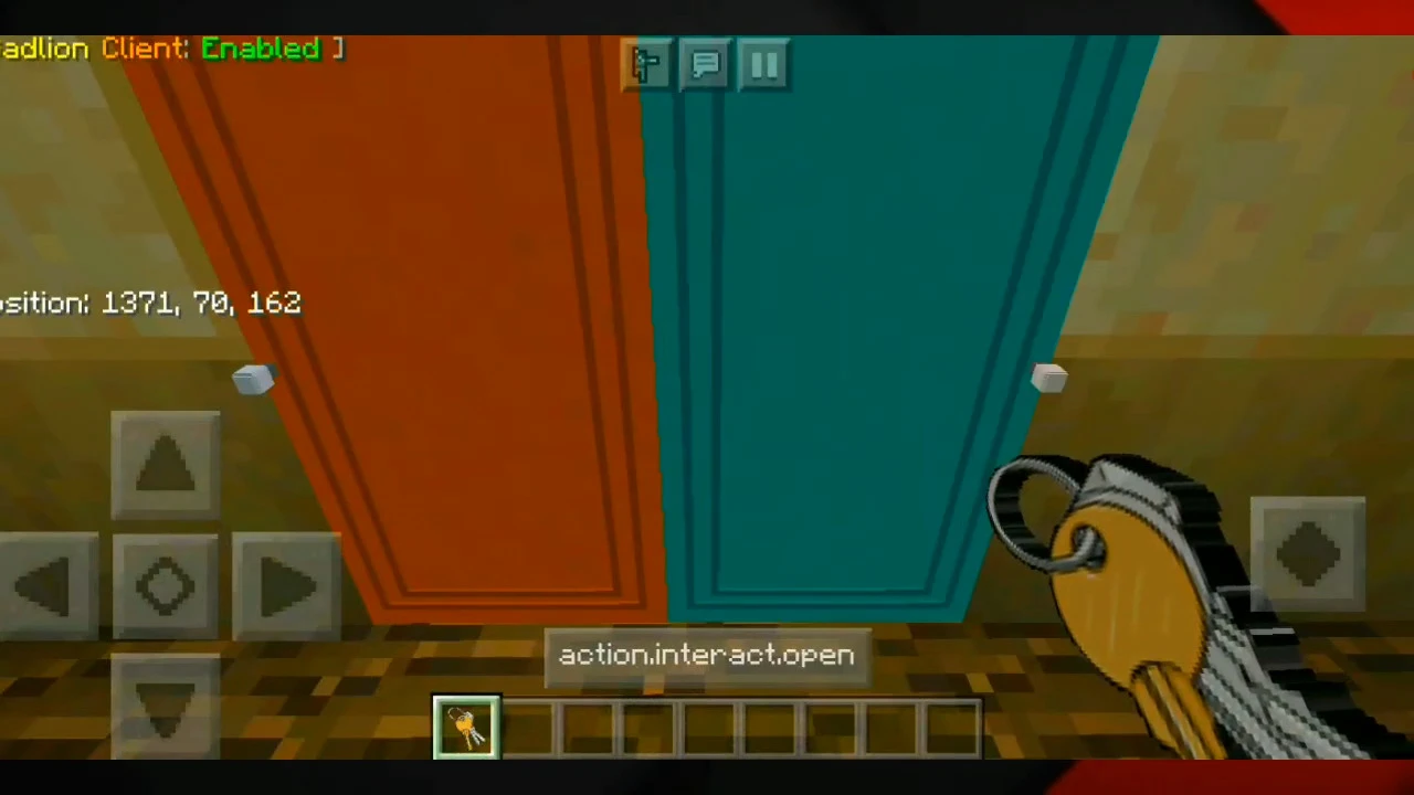 Colorful Doors Addon (26.x, 1.21) – MCPE/Bedrock Mod — screenshot 1