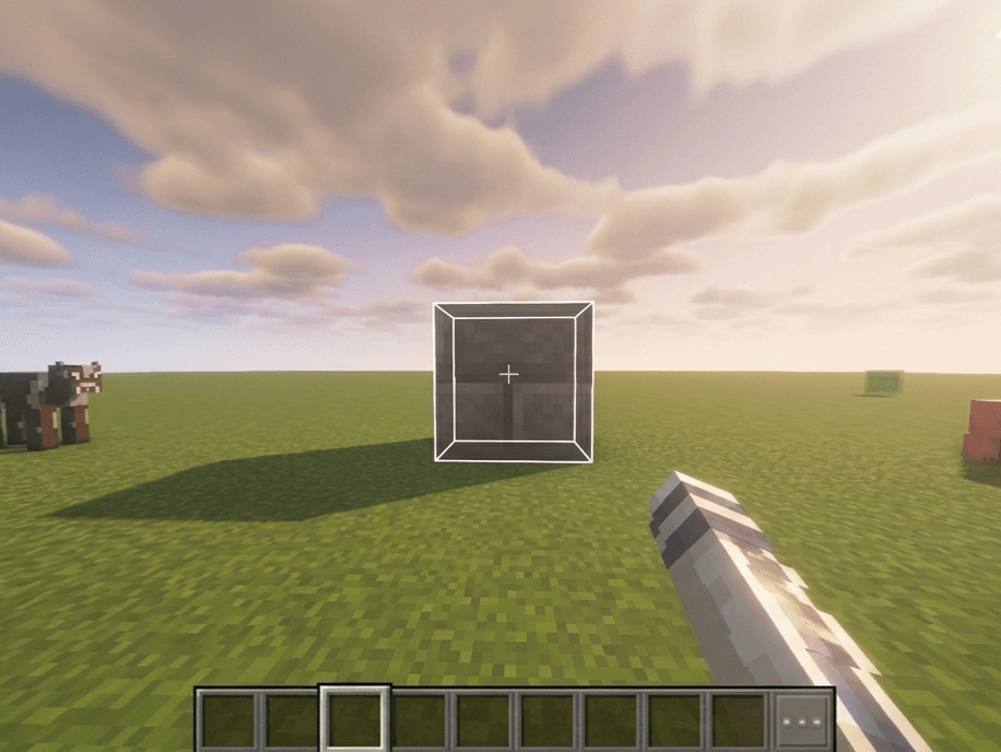 White Outline Overlay — screenshot 2