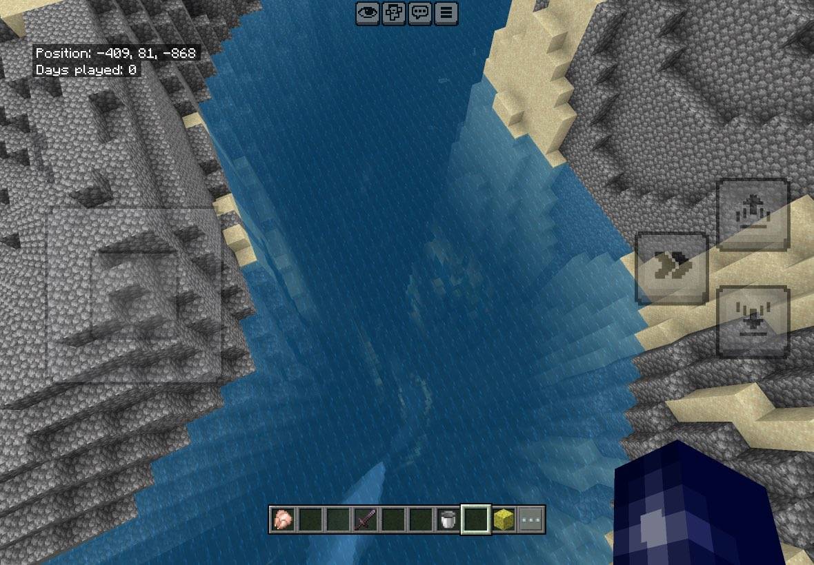 East azure island (for a city) — screenshot 3