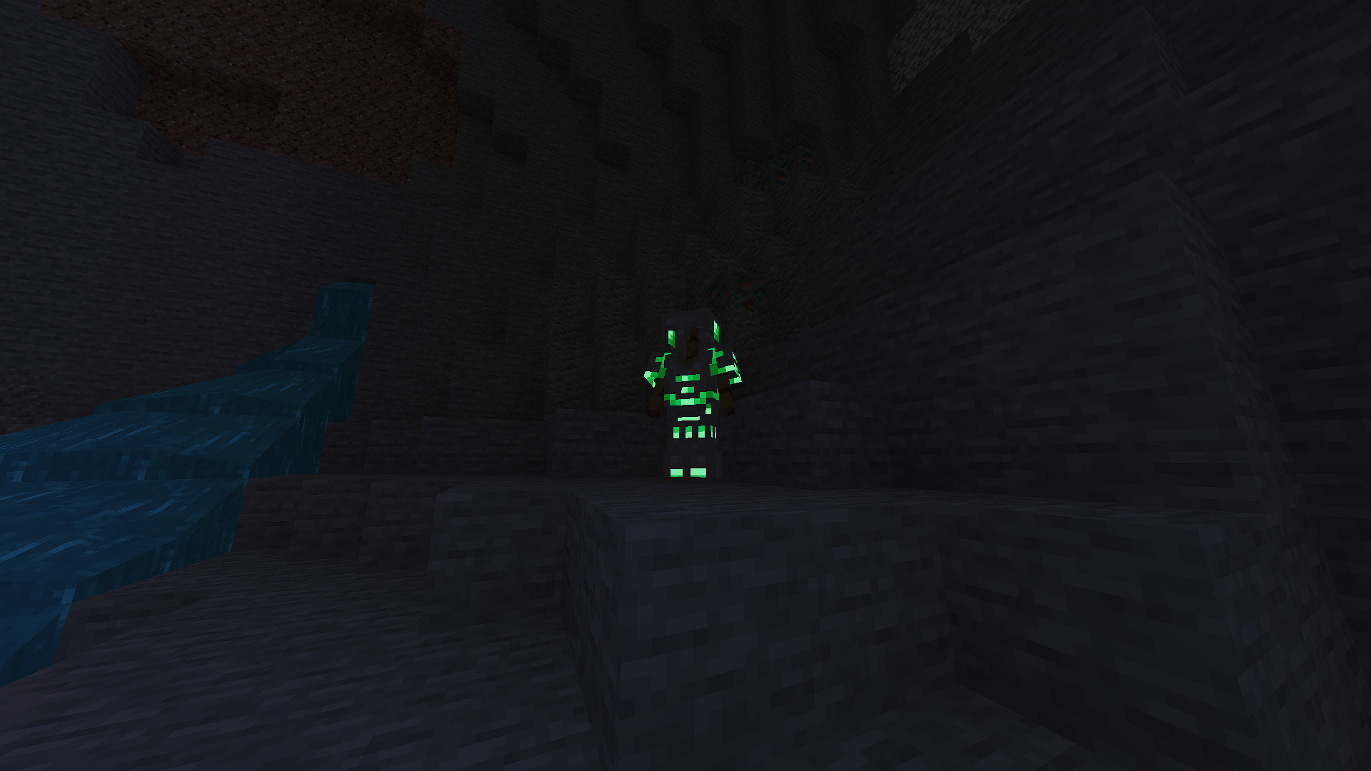 PandaMine's Luminous Trims (Glowing Armor Trims) | Glowing Armor — screenshot 3